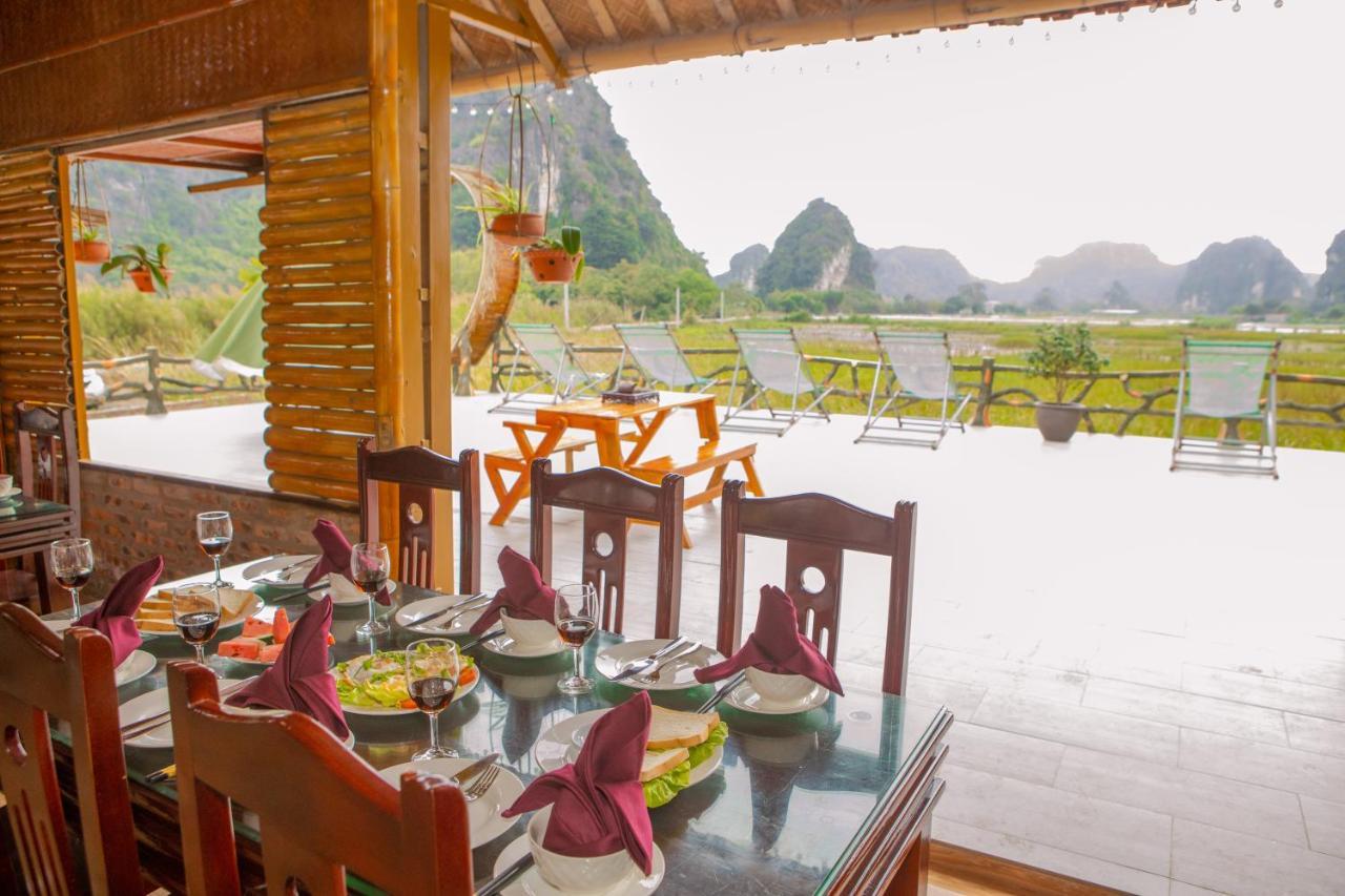 Lotus Field Homestay นิญบิ่ญ ภายนอก รูปภาพ